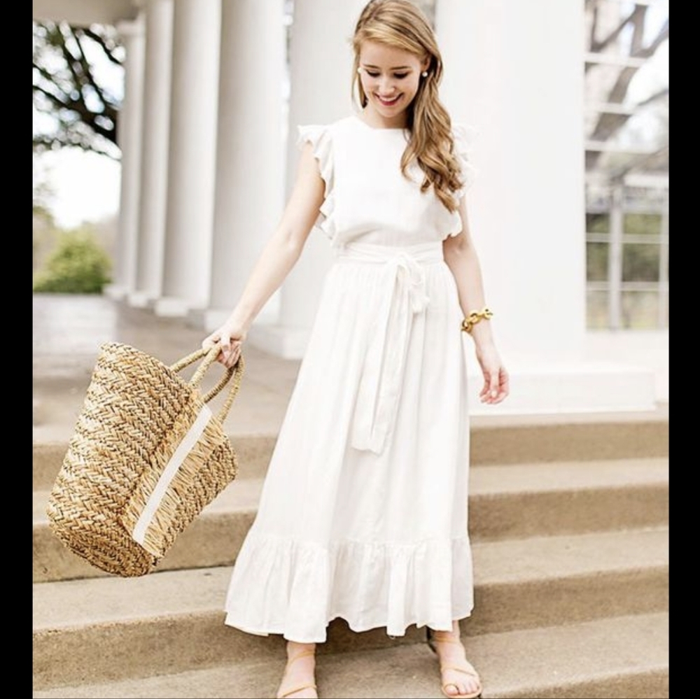 ANN Taylor Flutter Sleeve Tie Waist Ivory Cotton Maxi  Dress Medium like new